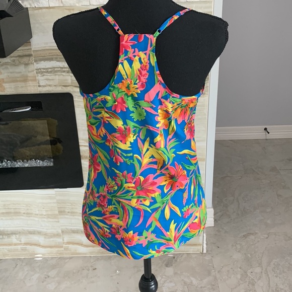 J.Crew tropical print tank‎ top. Women’s size 0 ((284) - Picture 4 of 13